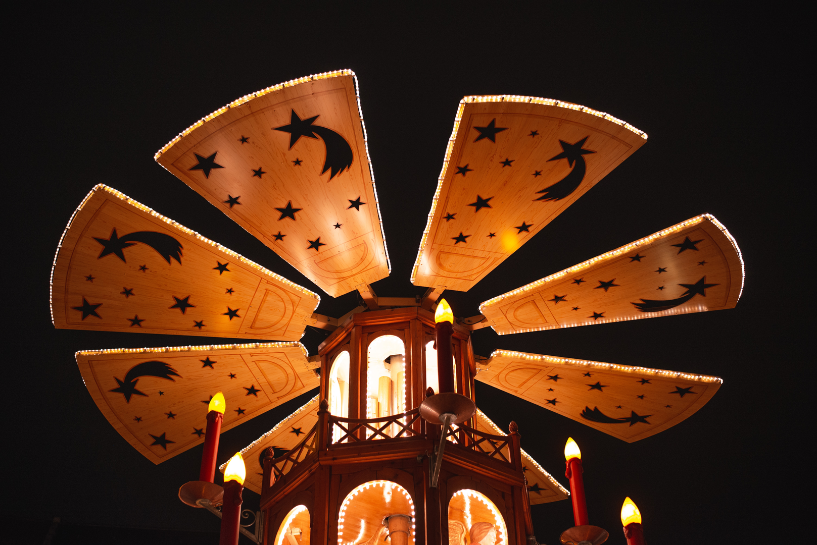 Weihnachtsmarkt Augsburg | © Unsplash / hoch3media