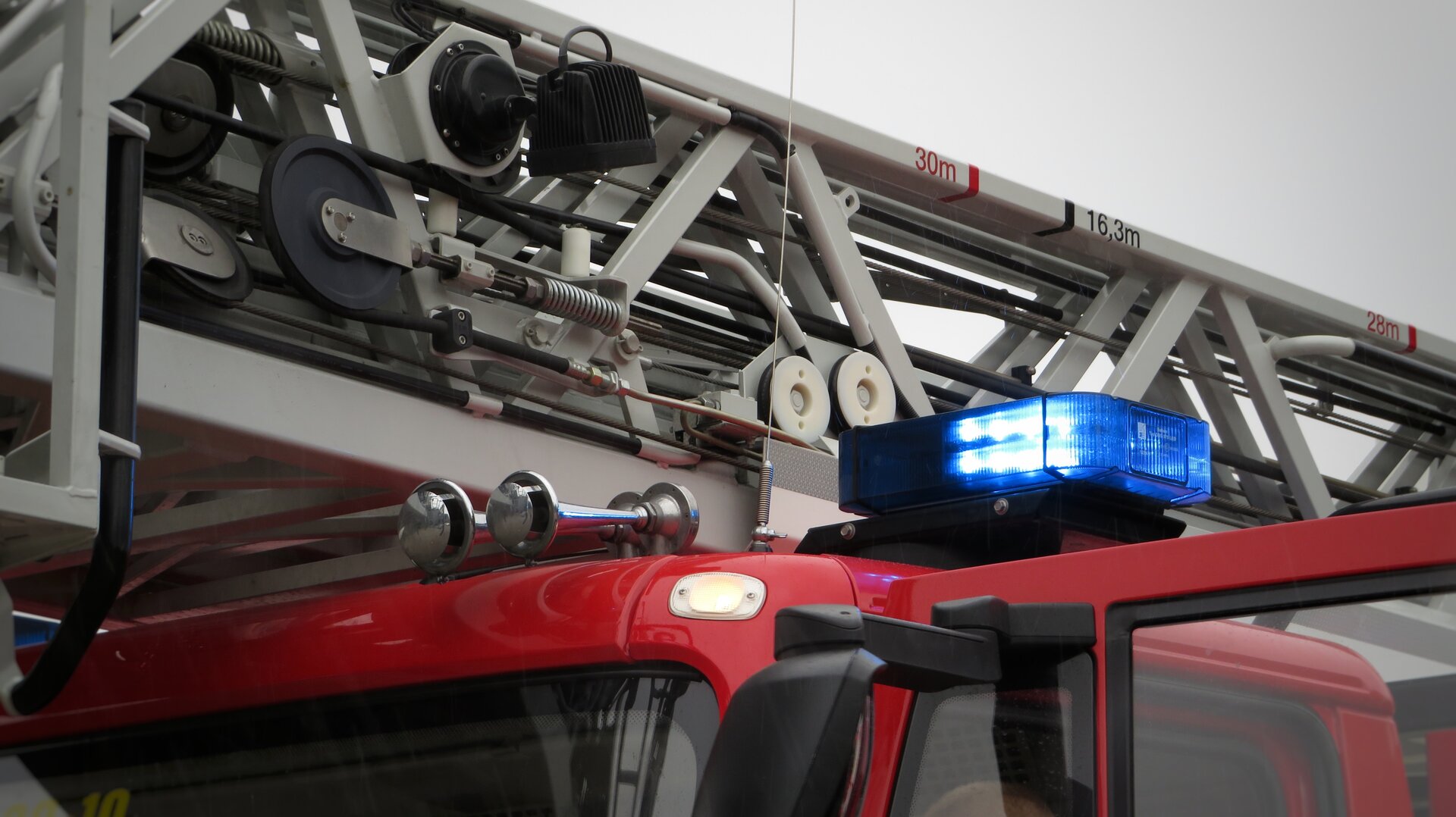 Drehleiter auf Iveco Fahrgestell von Magirus