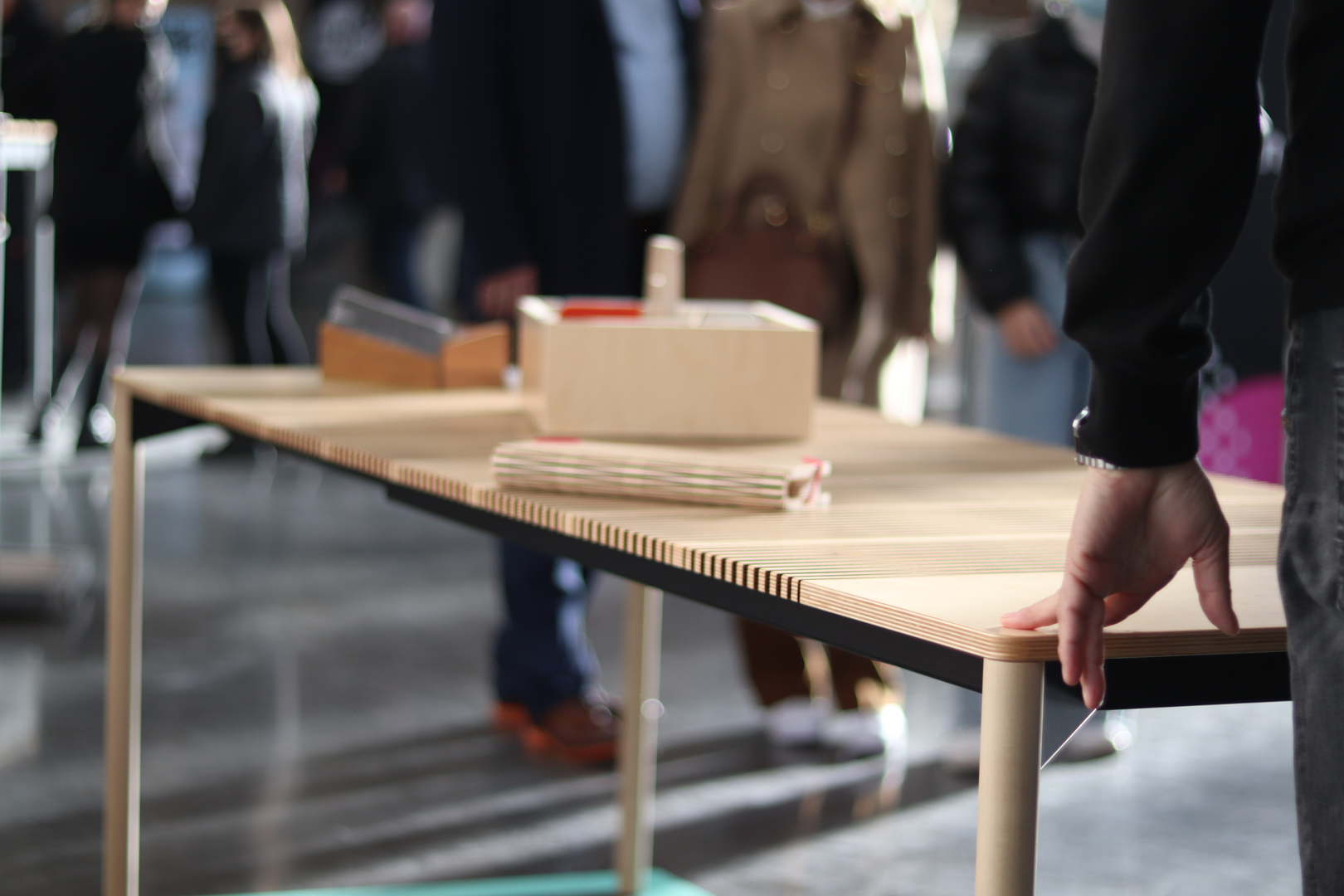 Impression from Design Trade Fair in Düsseldorf www.instagram.com/blickfang.official Stand: https://www.instagram.com/laik.style | © Unsplash / Piero Nigro