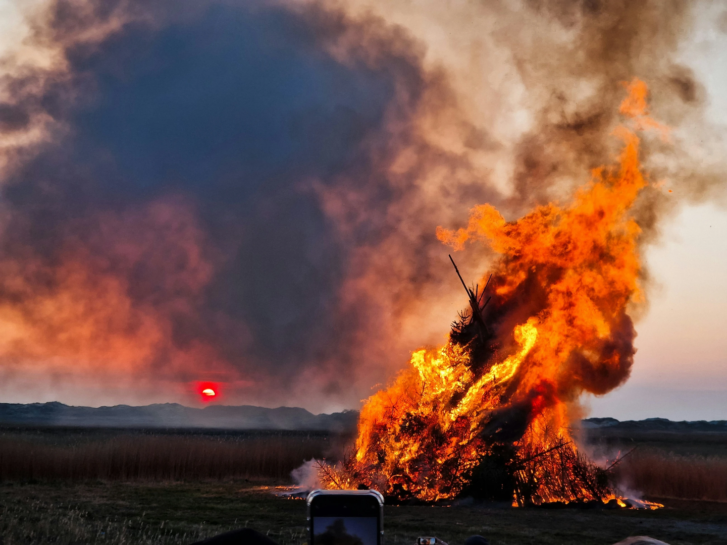 Osterfeuer St. Peter-Ording 🔥 | © Unsplash / City Trip Deals