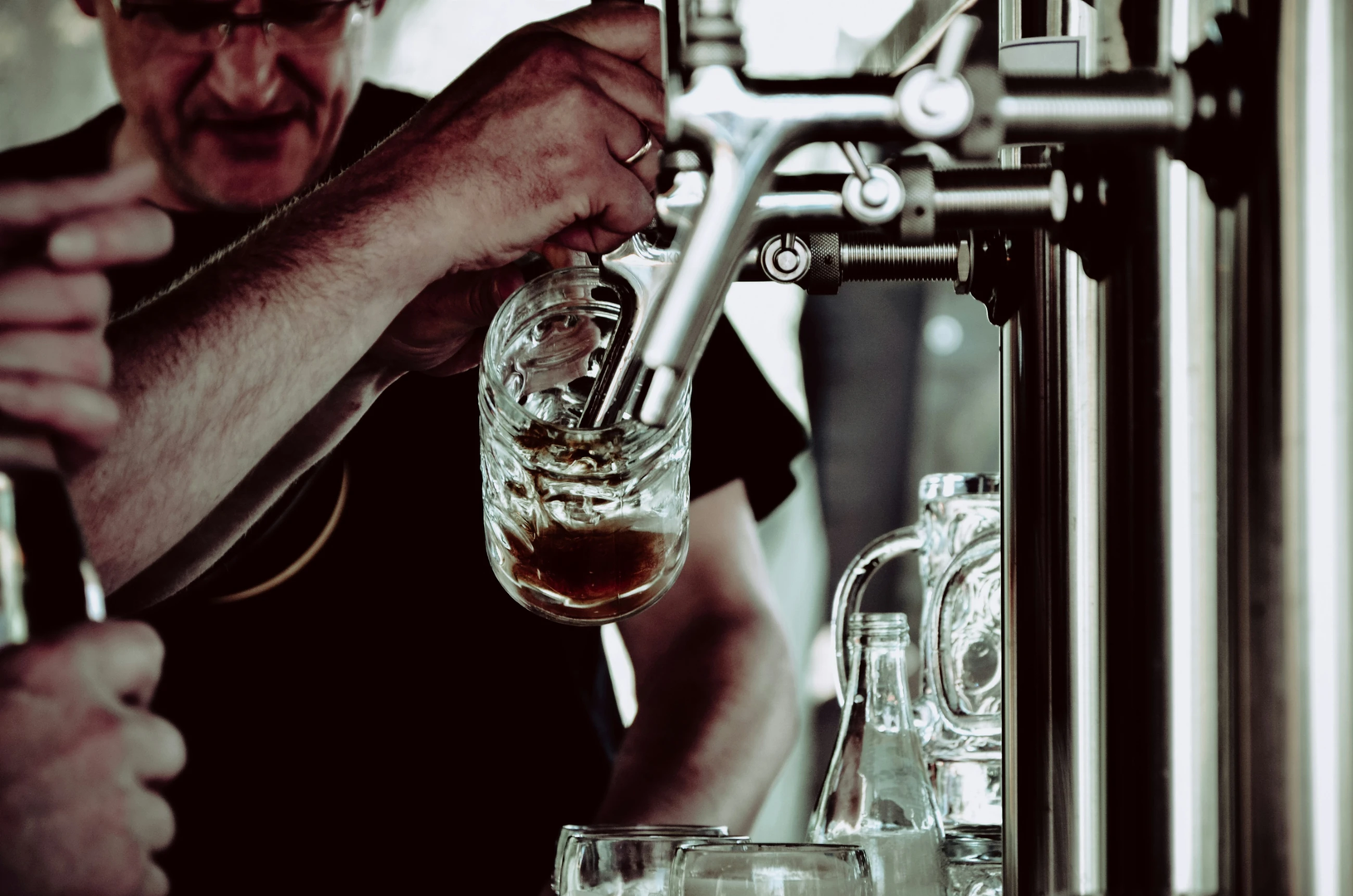 © Unsplash / Julian Hochgesang