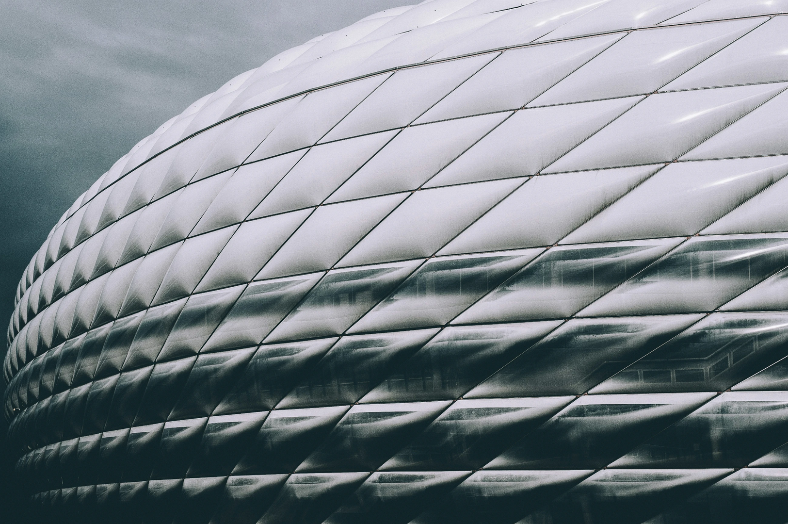 © Unsplash / Kostya Golinchenko