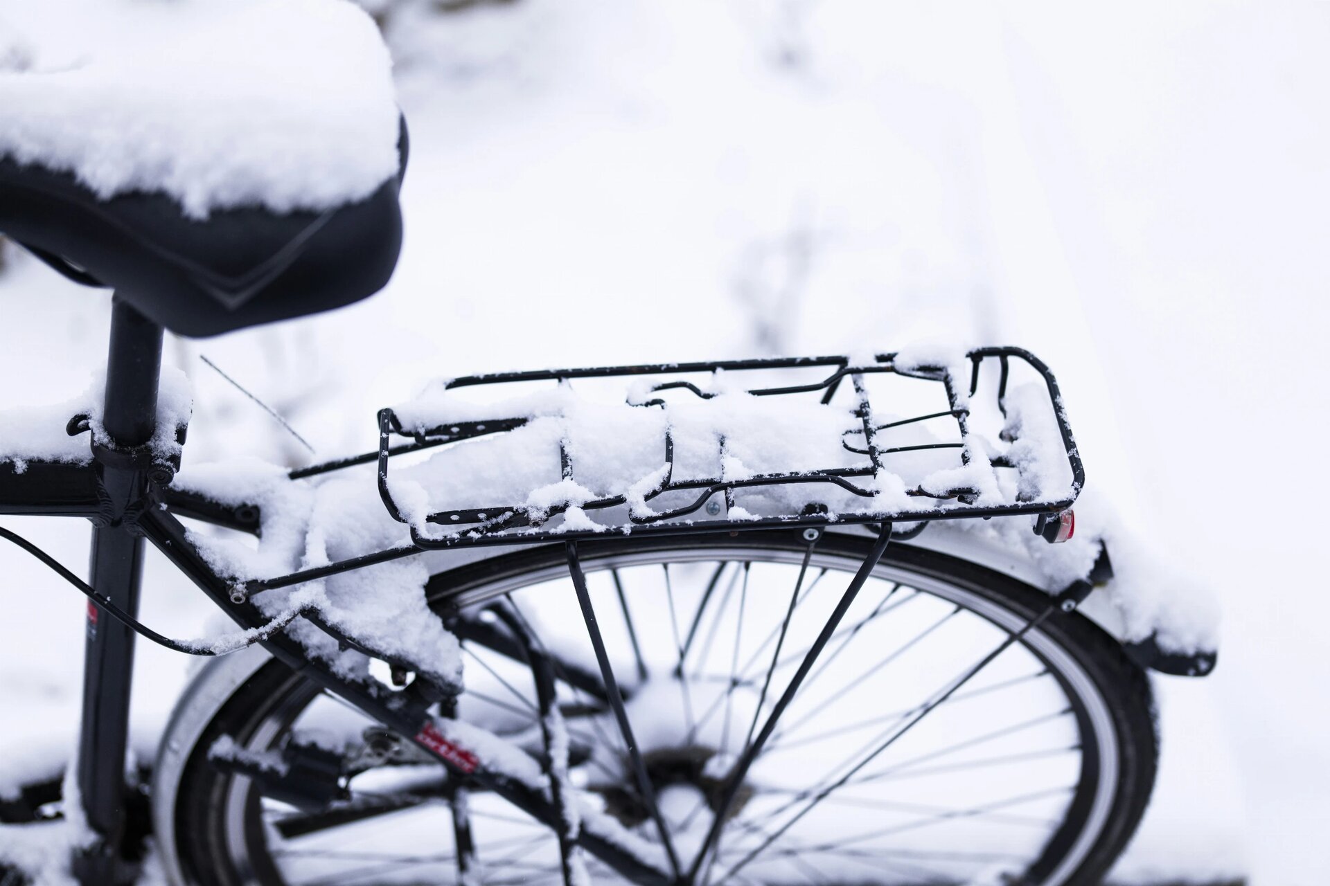 Bicycle with snow