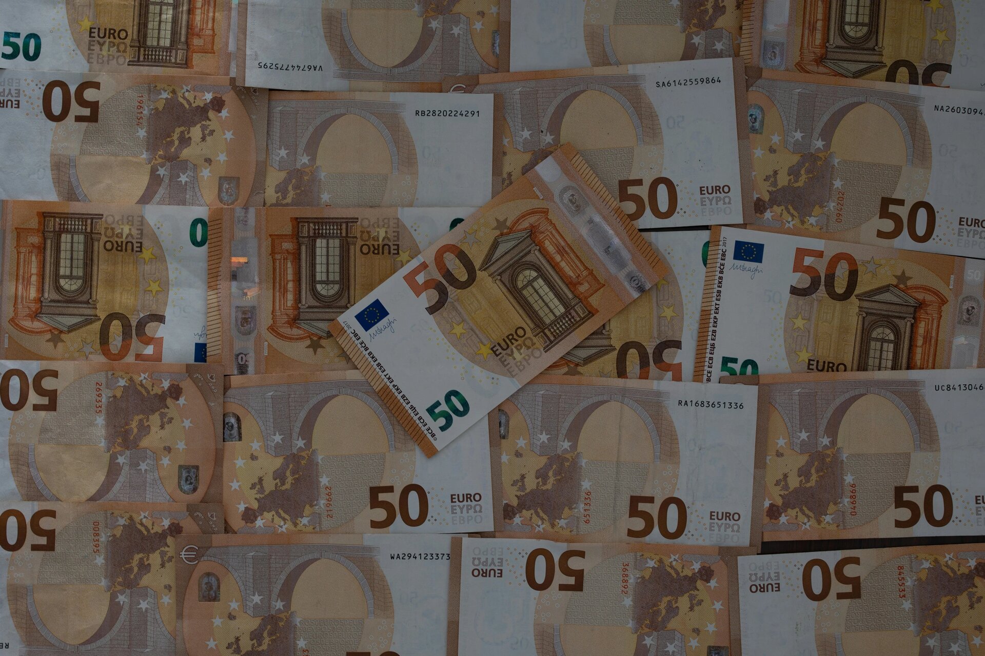 50 EUR bills on the table